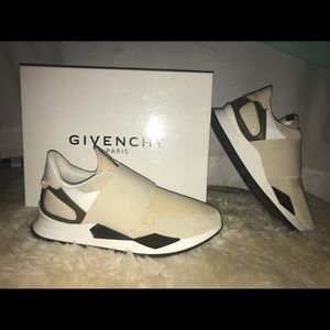 Givenchy Elastique Runner Ecru